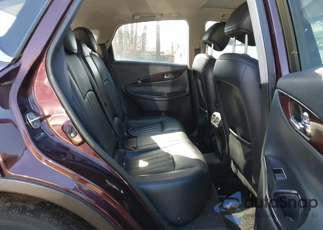 JN1AJ0HR1BM850500: 43708359