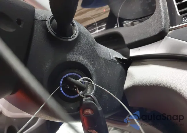 KMHD74LF8HU394450: 43708372