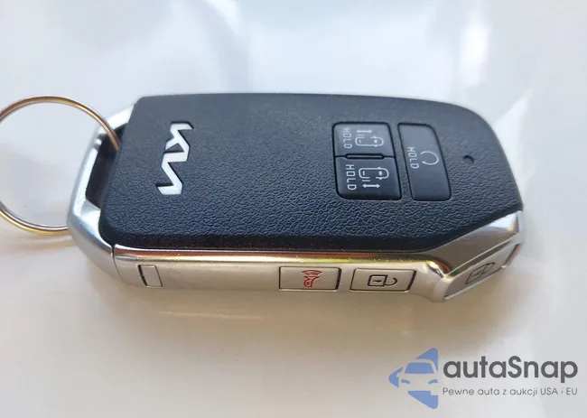 KNDNB4H32P6242785: 43707666