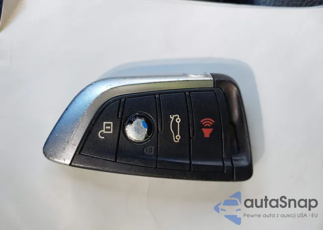 WBXHT3C30H5F86964: 43707843