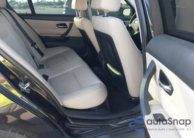 WBAPK5C53BF126637: 43707936