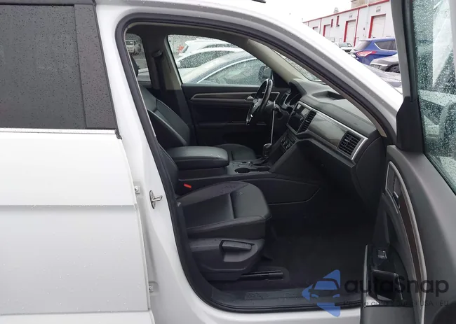 1V2DR2CA6JC536201: 43707943