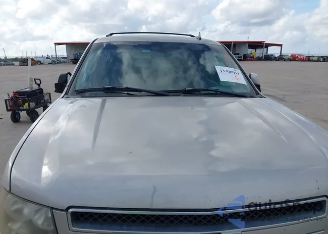 1GNFC13J98R141708: 43708011