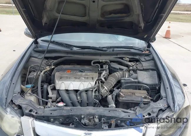 JH4CU26699C024462: 43708035