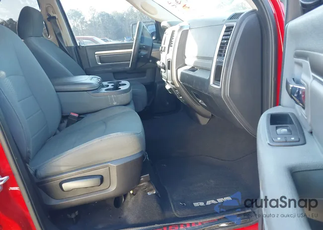 1C6RR6GG5FS674619: 43708048