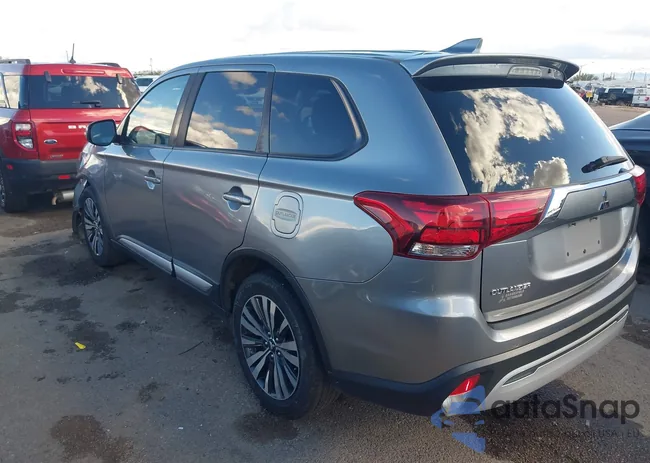 JA4AD3A38LZ004097: 43709122