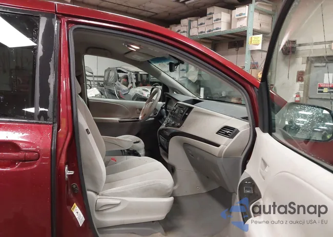 5TDKK3DC2BS047099: 43709196