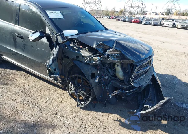 1C4SDJFT4CC363280: 43709369