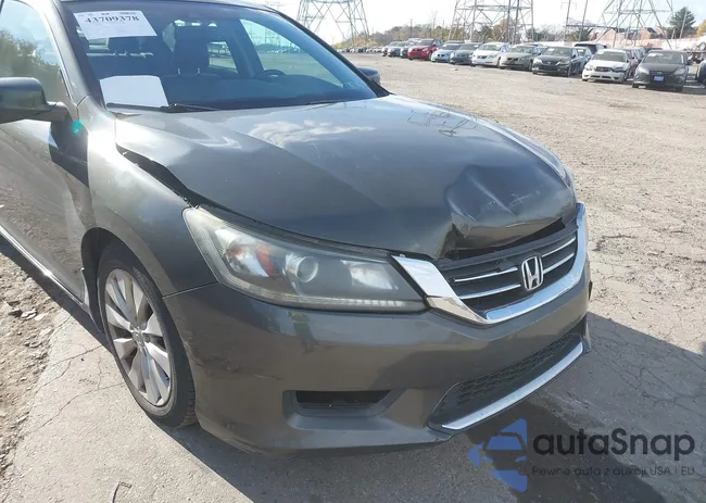 1HGCR2F87DA120049: 43709378