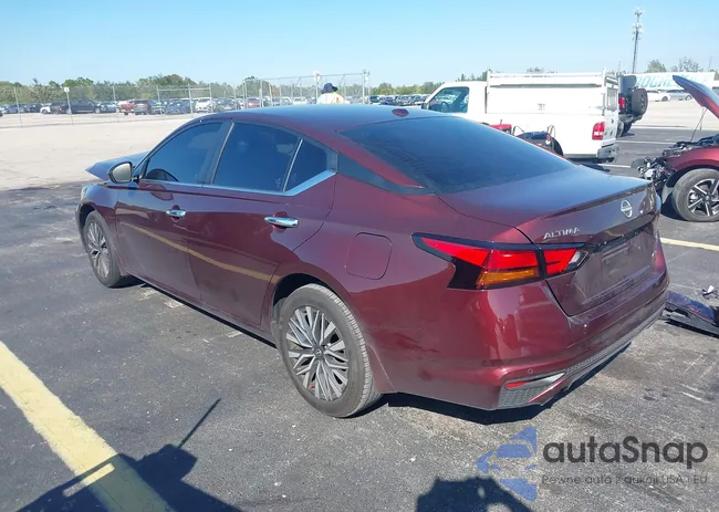 1N4BL4DWXRN403947: 43709393