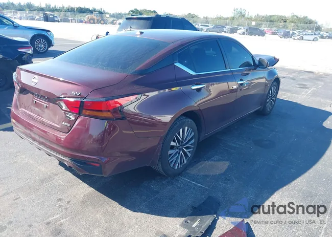 1N4BL4DWXRN403947: 43709393