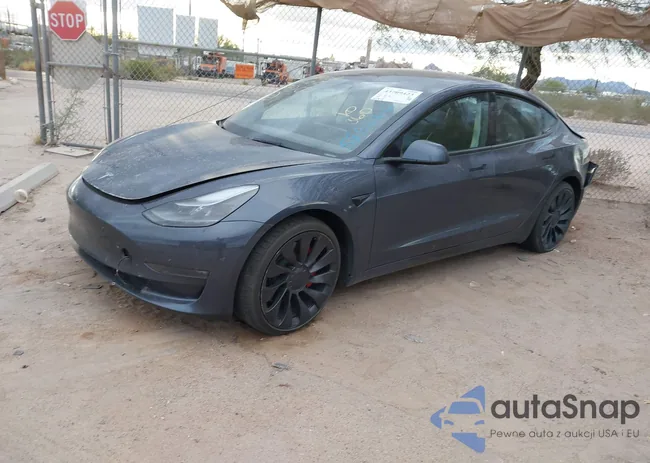 5YJ3E1EC8PF585266: 43709423