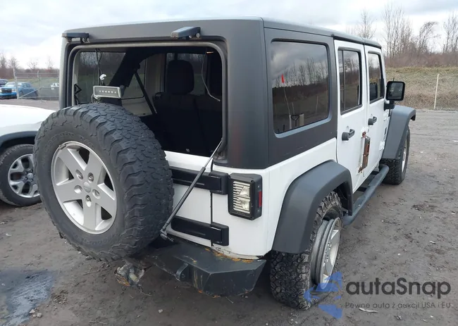 1C4BJWDG8HL551979: 43709436