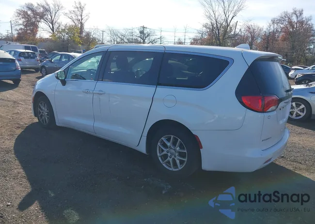 2C4RC1CG8HR521157: 43709557