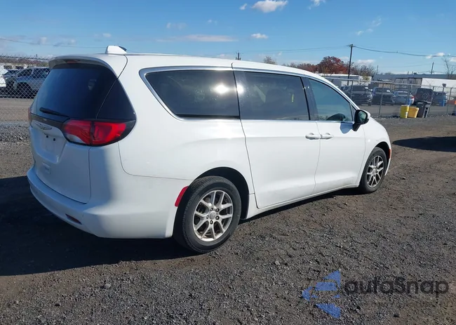 2C4RC1CG8HR521157: 43709557