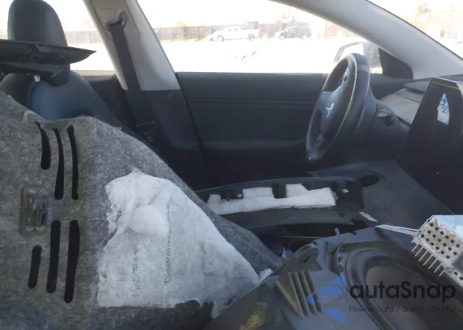 5YJ3E1EB5JF127862: 43709587