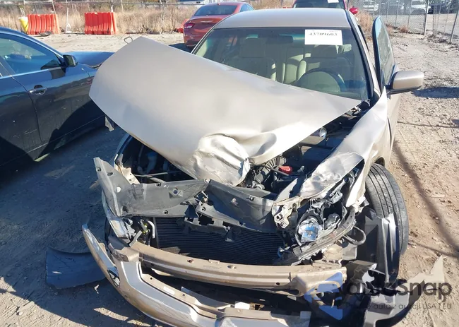 1HGCM56334A028697: 43709603