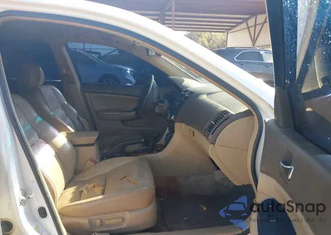 1HGCM66594A043177: 43709609