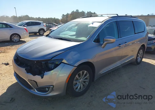 2C4RC1BG5HR691767: 43709623