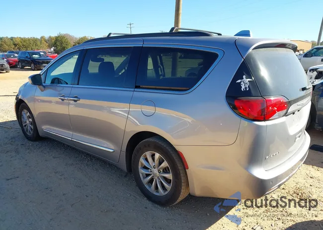 2C4RC1BG5HR691767: 43709623