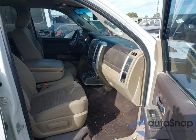 1C6RD6LT0CS268650: 43708676