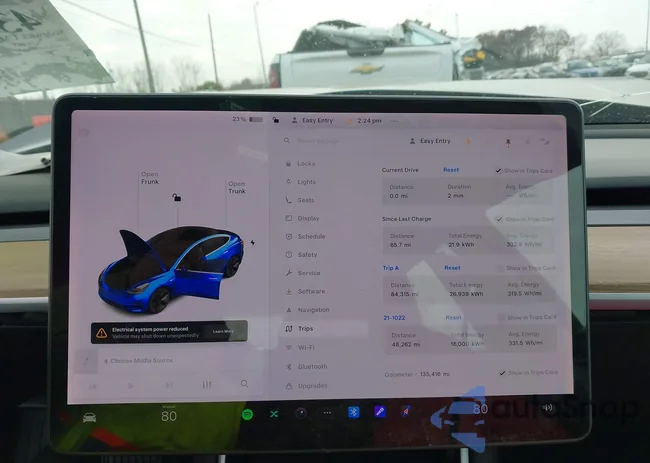 5YJ3E1EB9KF359446: 43708688