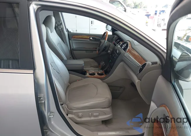 5GAKRCED5CJ286732: 43708702