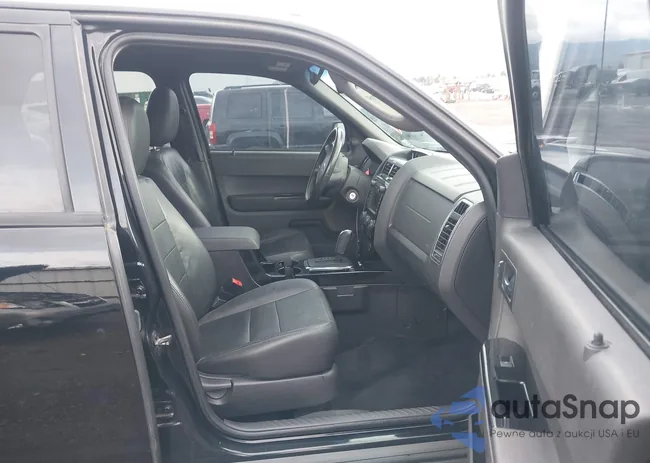 1FMCU9EG1CKC68149: 43708761