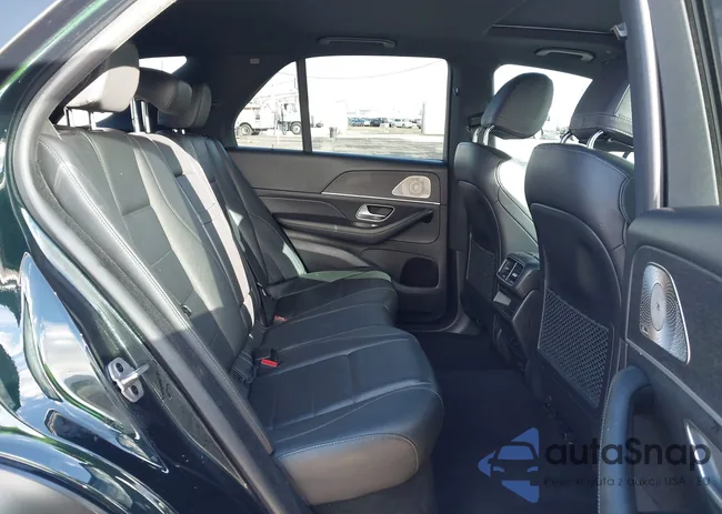 4JGFB4KB7NA808689: 43708915