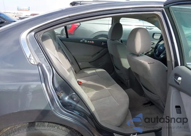 1N4AL21E49N469583: 43709008