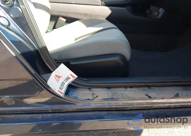 2HGFC2F75HH563796: 43710061