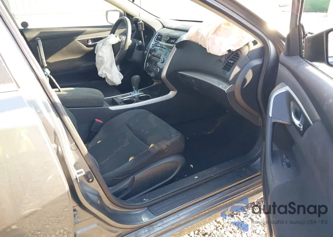 1N4AL3AP4FC193601: 43710077