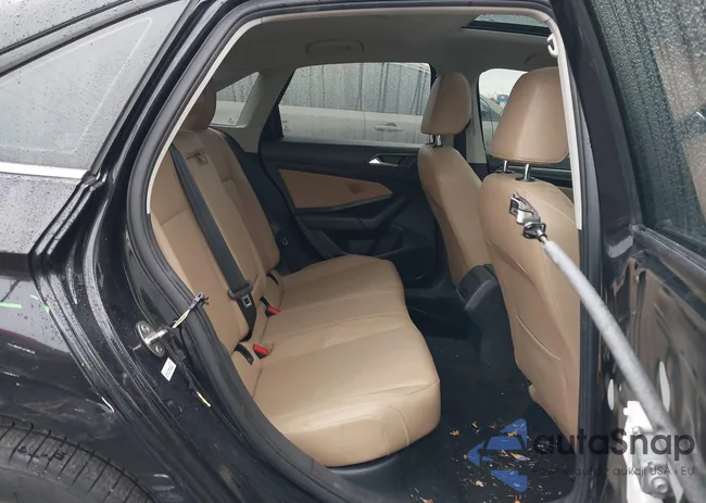 3VWEB7BU7LM022519: 43710134