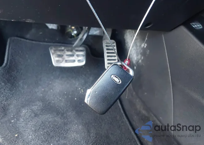 3KPF34AD5ME365331: 43710280