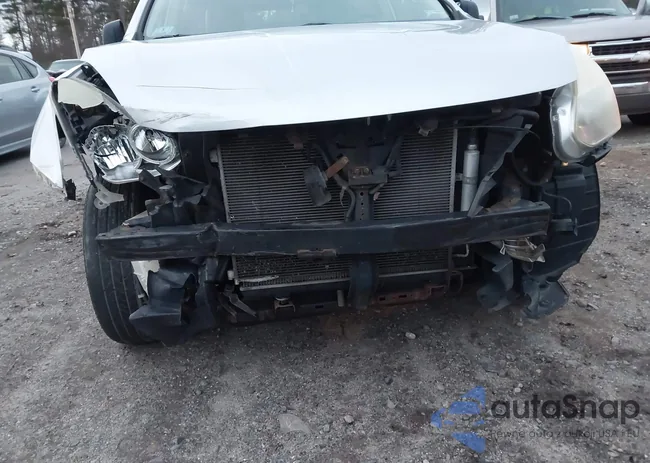 JN8AS58VX8W405226: 43710288