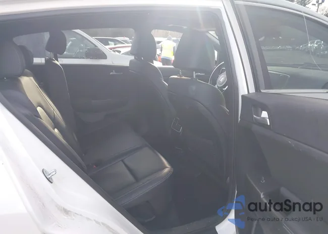 KNDP6CAC8L7680166: 43710352