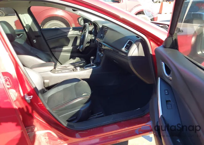 JM1GJ1W61E1120341: 43710516