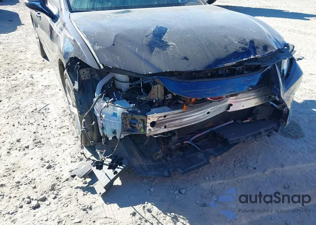 58AFZ1B1XLU081831: 43710571