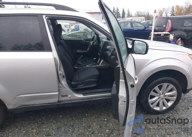 JF2SHADC8BH779388: 43709657