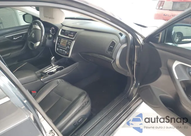 1N4AL3AP7JC121428: 43709682