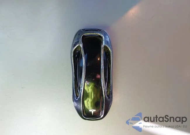 5YJSA1E24HF196057: 43709750