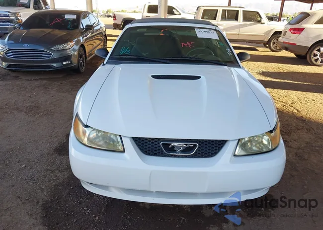 1FAFP45X8YF305909: 43709873