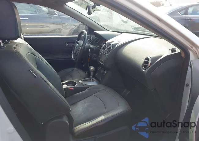 JN8AS5MV0CW405850: 43709902