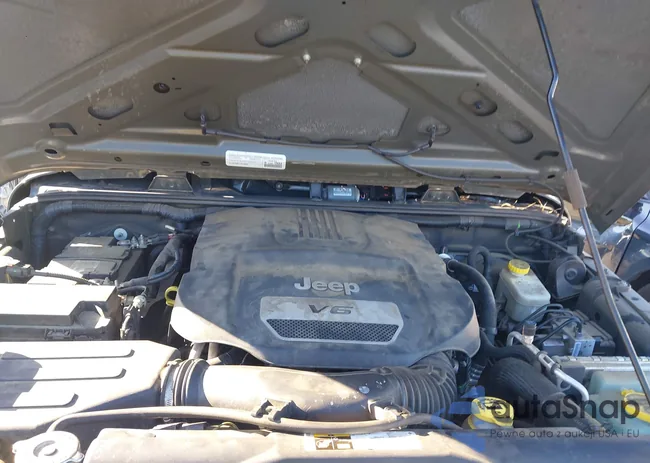 1C4BJWDG8FL569380: 43711078