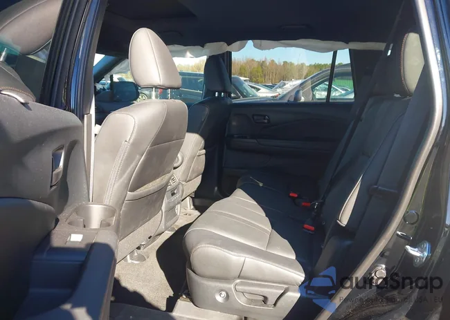 5FNYF6H8XNB064361: 43711170