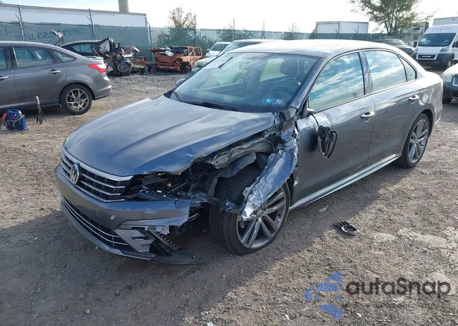 1VWAA7A37JC015742: 43711604