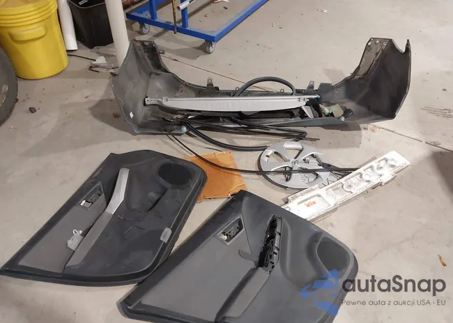 JTDKN3DU7F1928075: 43711649