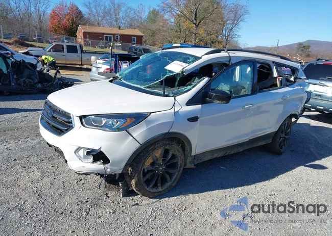 1FMCU9GD9HUE90467: 43710950