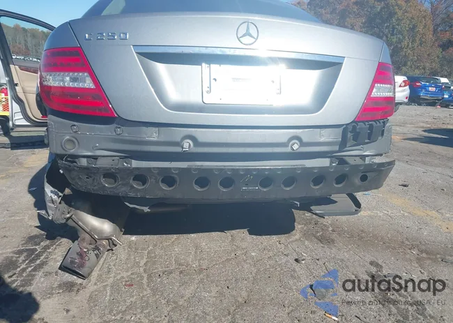 WDDGF4HB2CR230901: 43711012