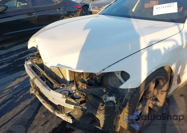 WBAJB9C52JB286933: 43712067